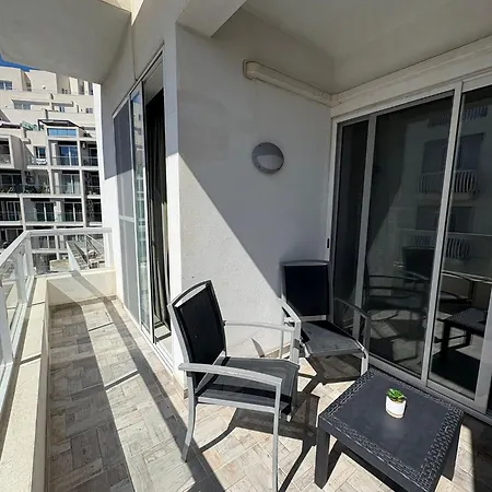 The Bright Bridge, Near Sliema With Ac * Gzira