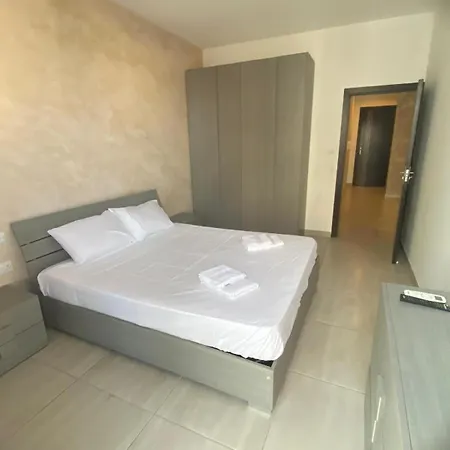 The Bright Bridge, Near Sliema With Ac Apartment Gzira