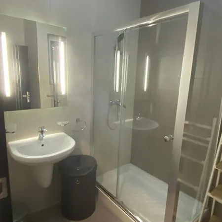 Apartment The Bright Bridge, Near Sliema With Ac *