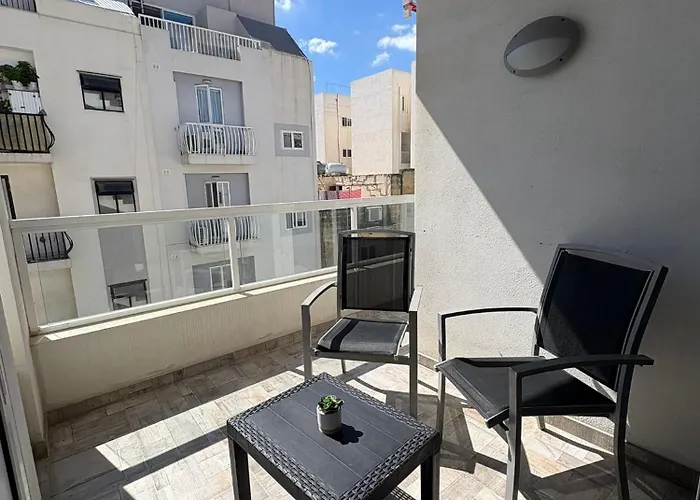 The Bright Bridge, Near Sliema With Ac Gzira