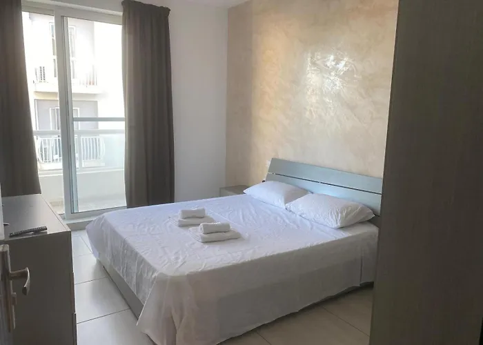 The Bright Bridge, Near Sliema With Ac Apartment Gzira